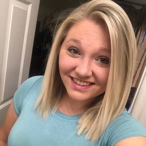 Meet your Posher, Michaela